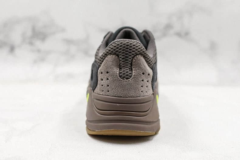Fake Yeezy 700 mauve sneakers for sale online (4)